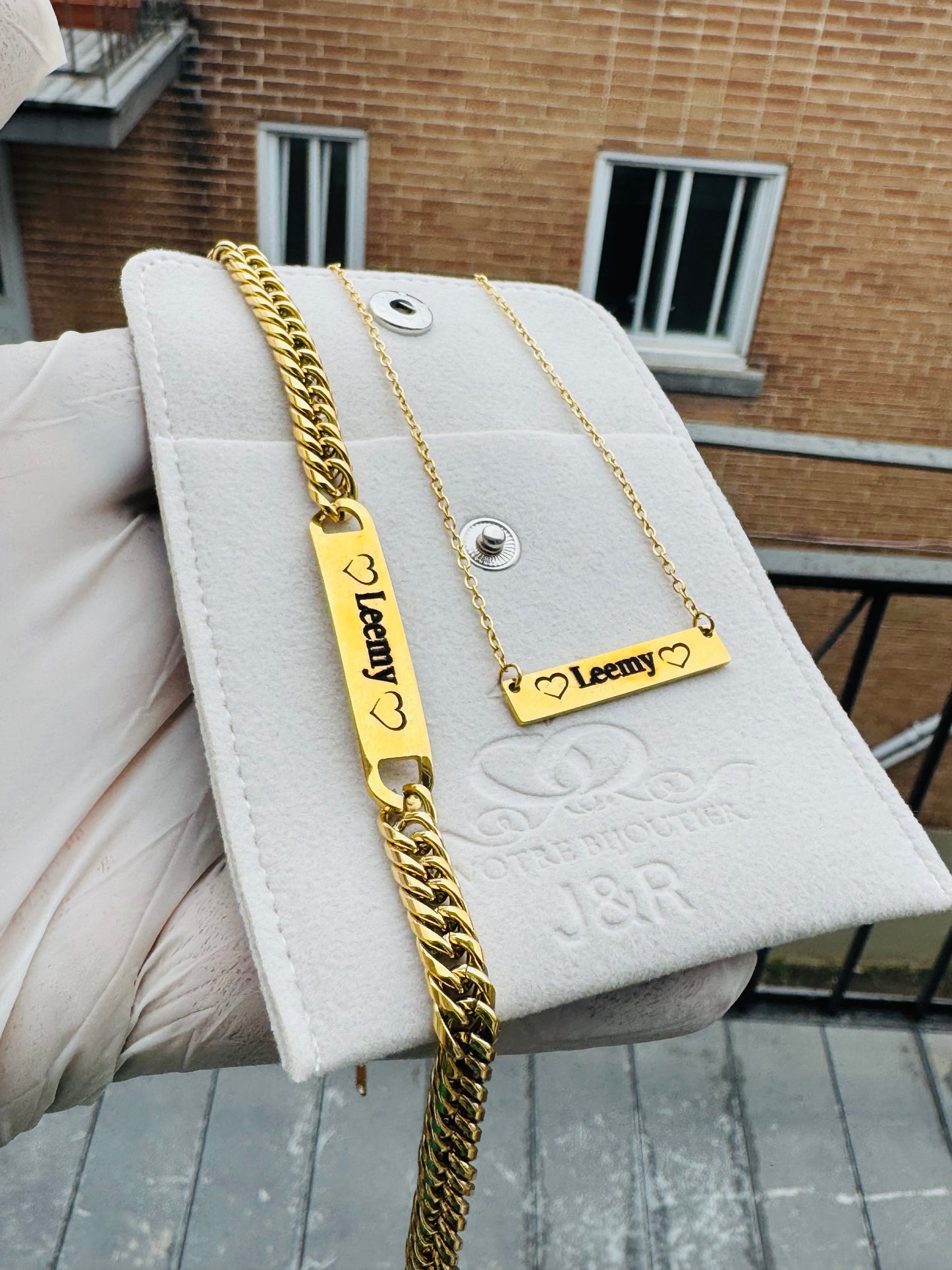 Chaînes  et bracelet