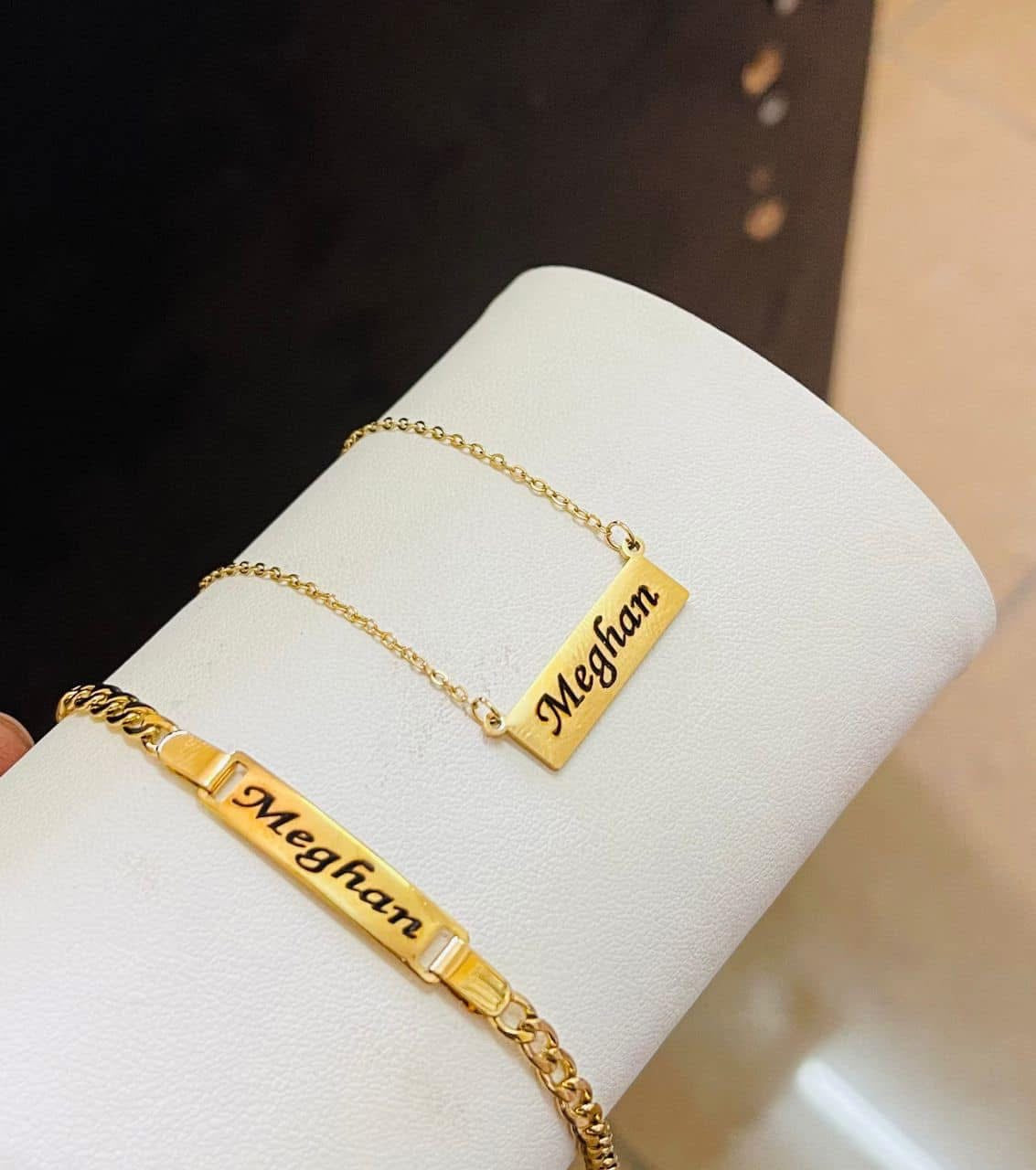 Chaînes  et bracelet